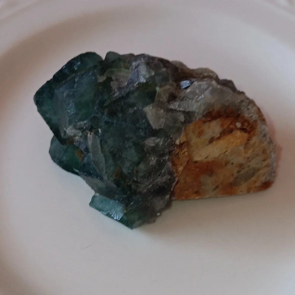 Stone Raw lepidolite with crystal - Picture 3 of 7